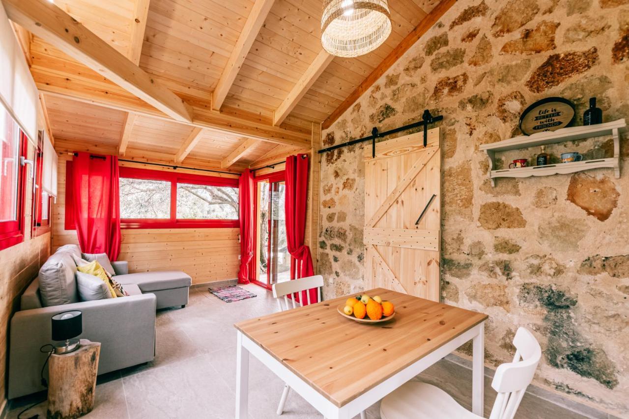 Dreamy Stone House Villa Pesádha Exterior photo